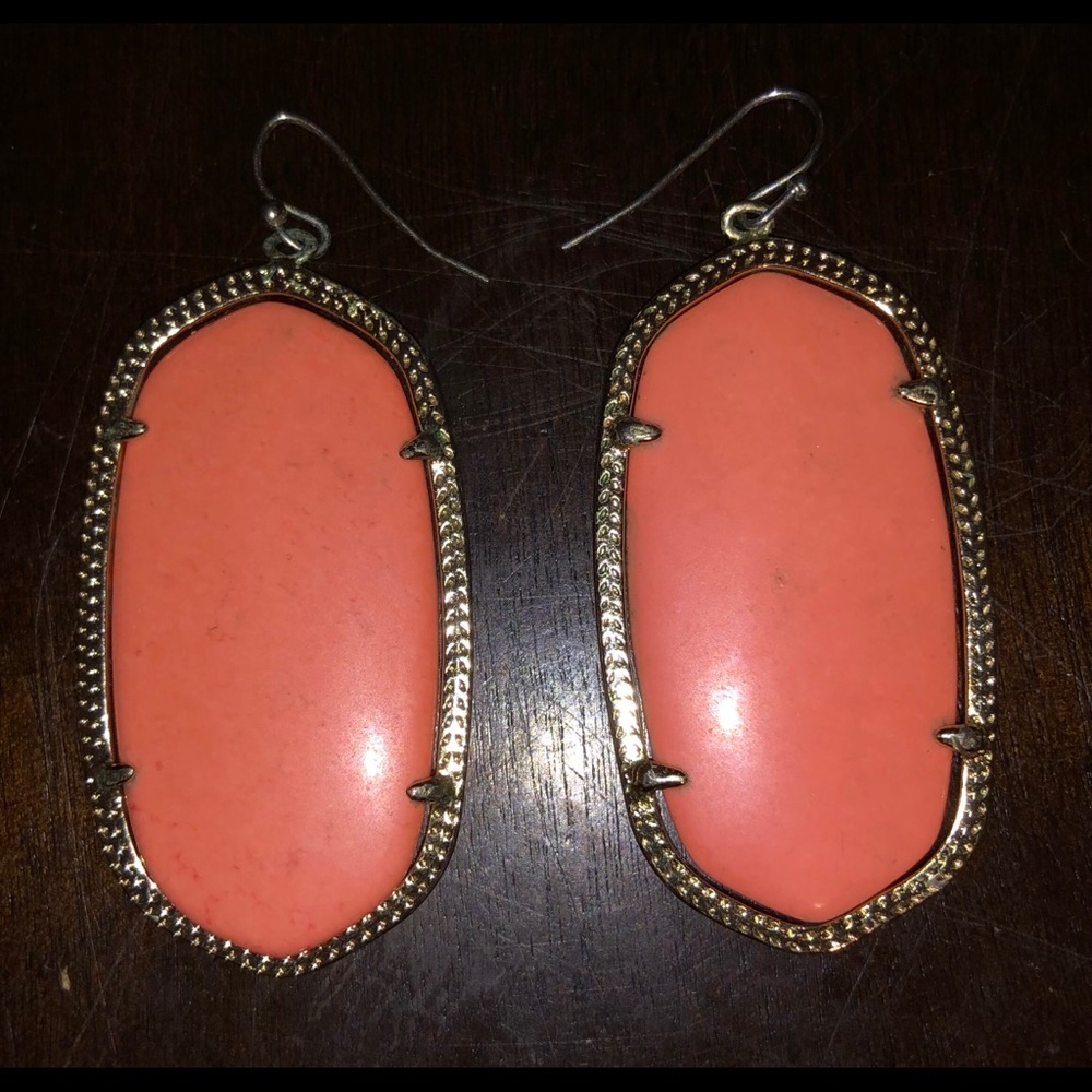 Kendra Scott Danielle Gold Drop Earrings in Coral